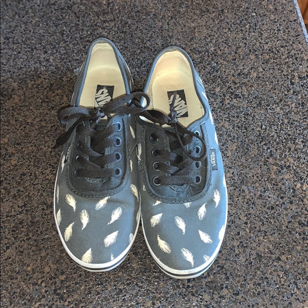 5.5 gray vans